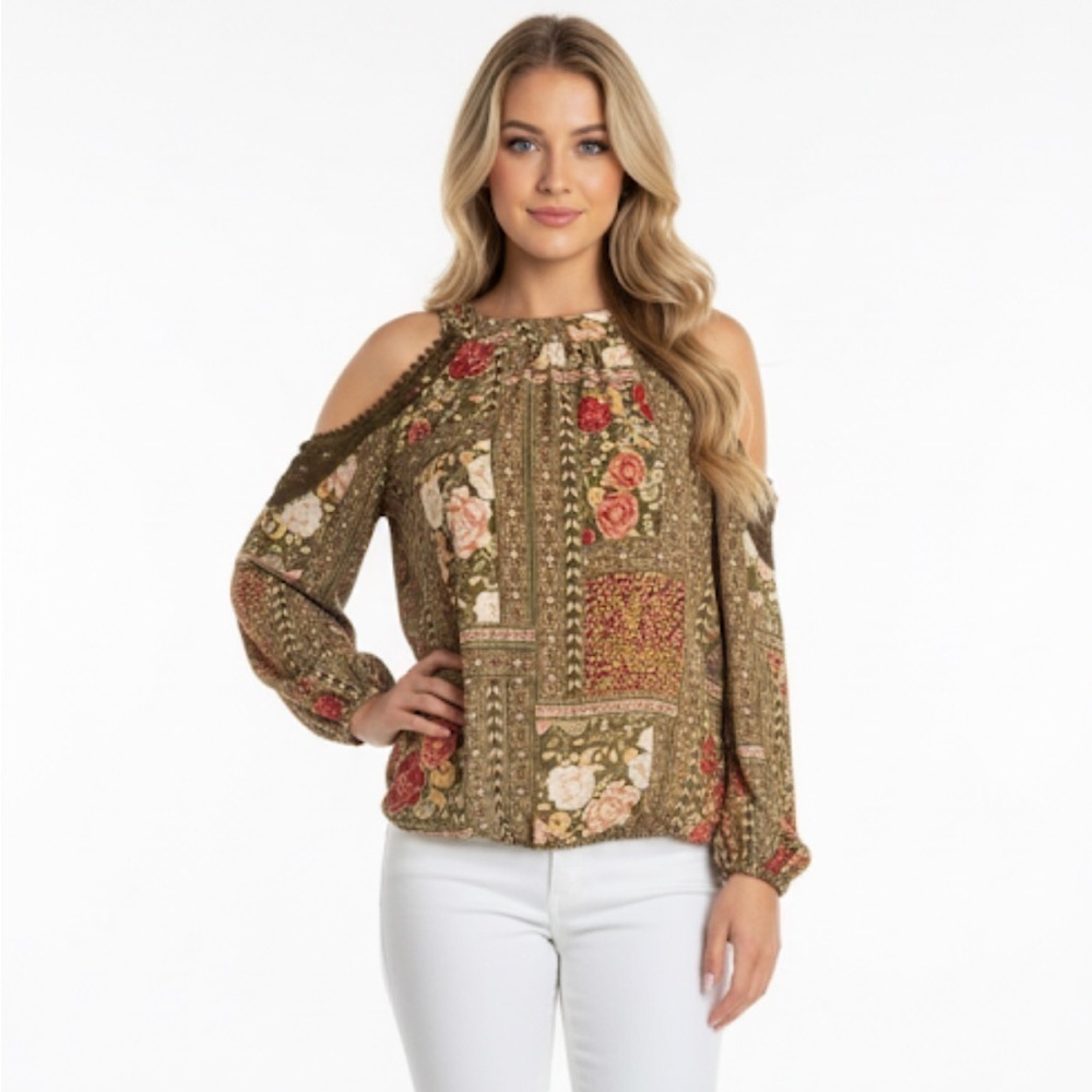 New York & Company floral top size XLarge